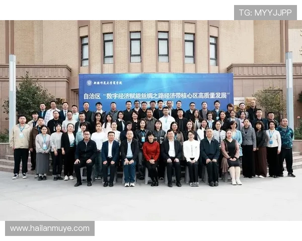 南京街舞队如何在世界攀岩锦标赛中实现华丽转型与突破之路